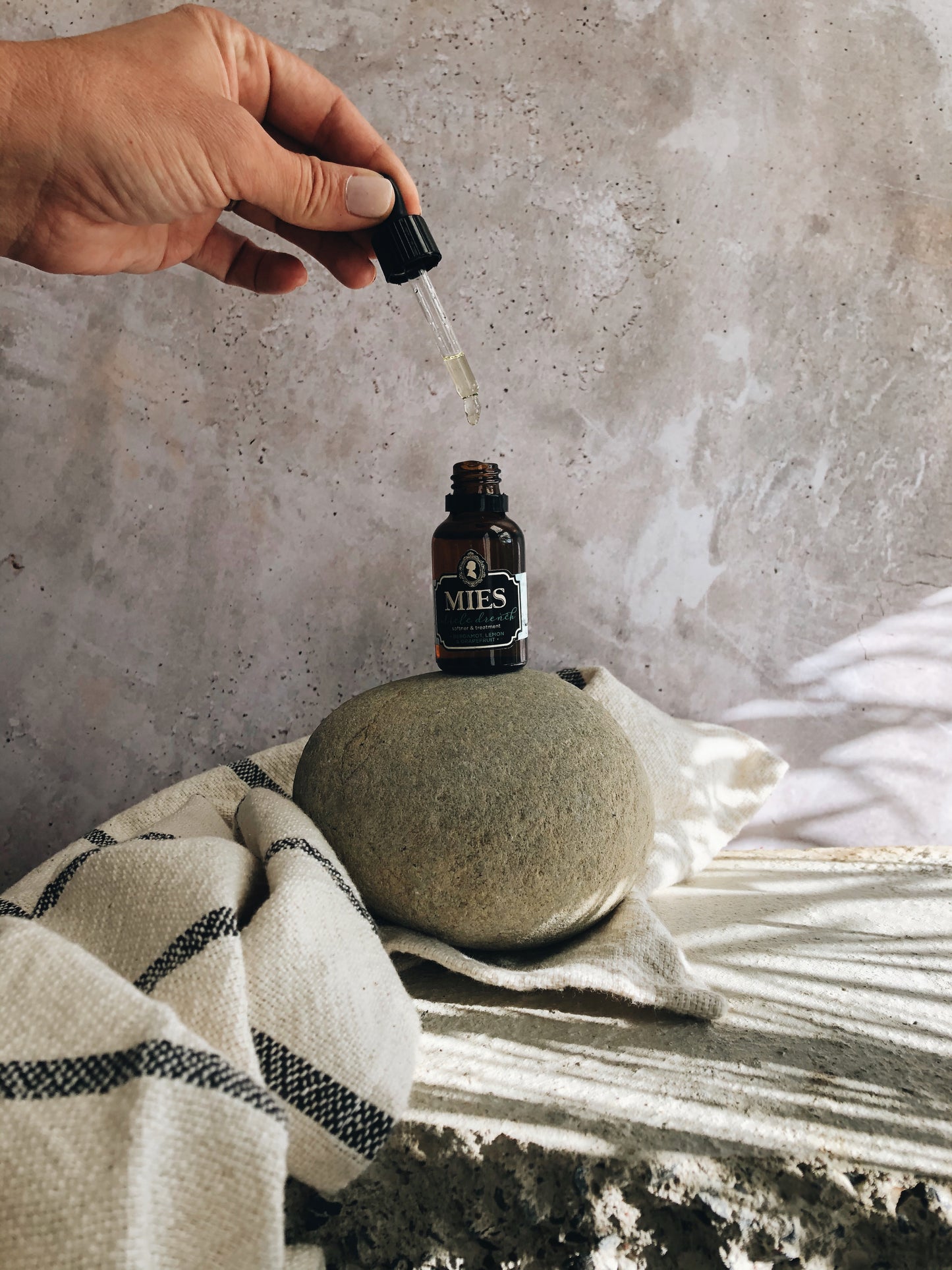 Cuticle Drench in dropper